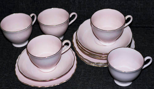 Pretty Pink vintage part tea set