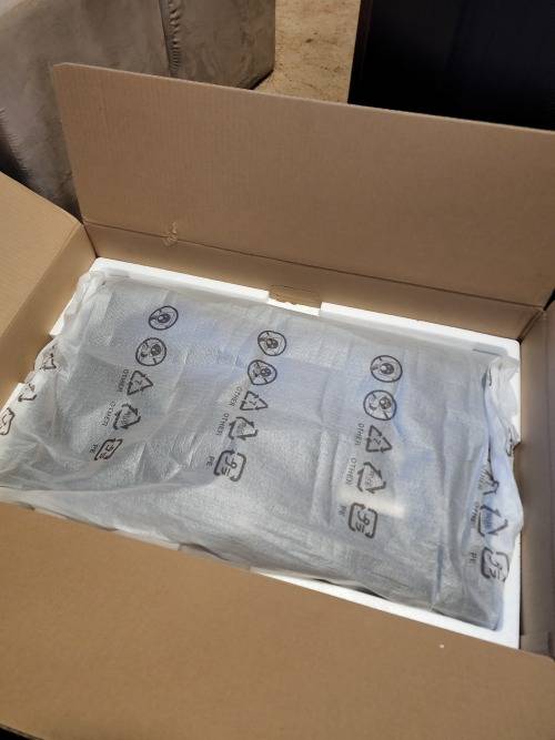 Samsung 32" 4k uhd 3840x2160