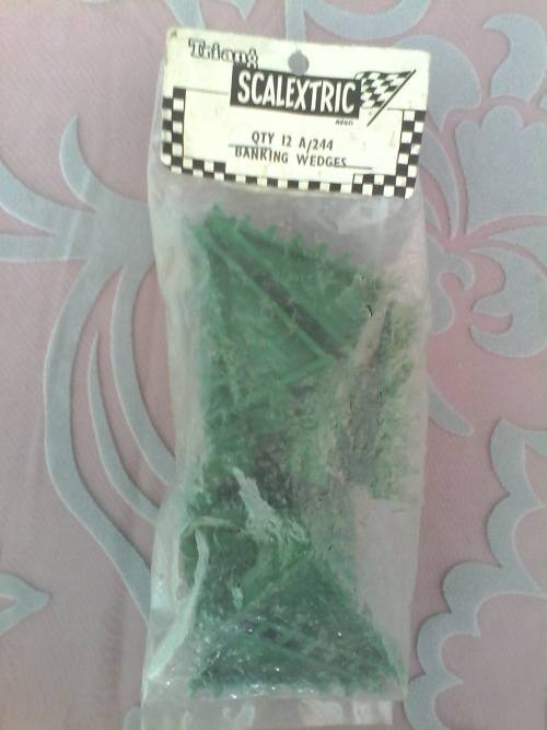 Scalextric A244 Banking Wedges x 12 sealed in original packet