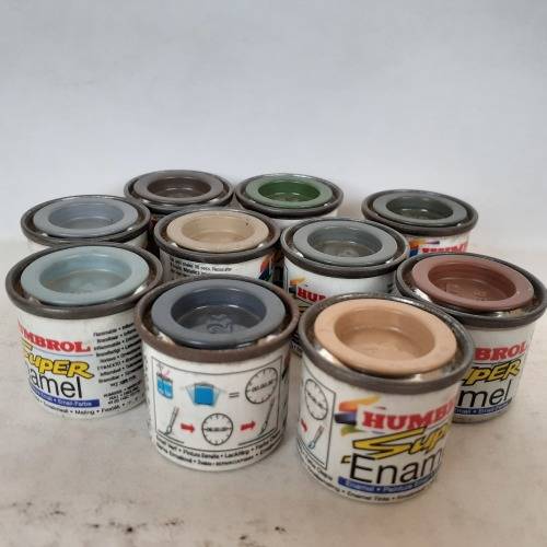 Humbrol Paint mixed lot of 10 different colours in Tins