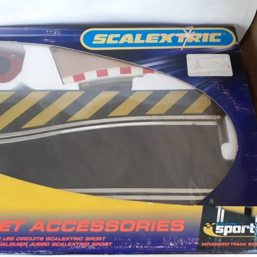 Scalextric Sport C8309 Hairpin and Side Swipe Pack Mint Boxed including Audi TT Car