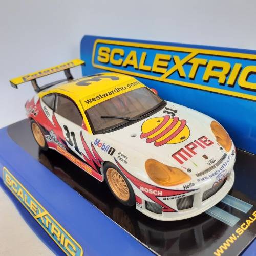 Scalextric C2339 Porsche GT3R Boxed