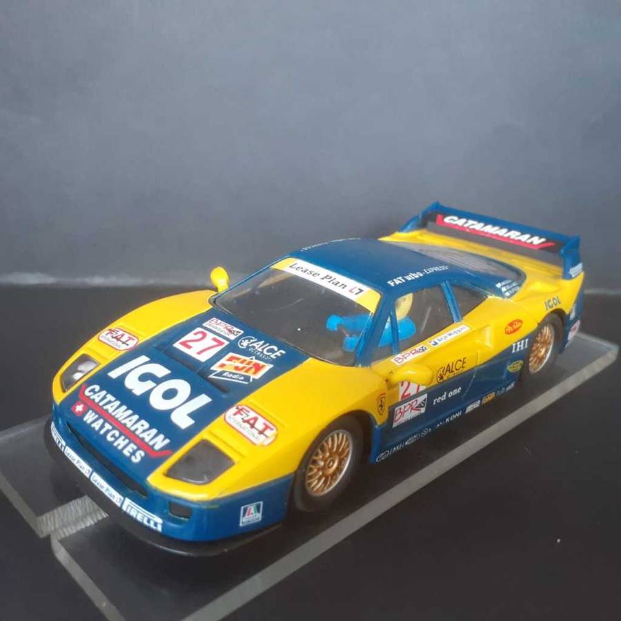 SCX Ferrari F40 Igol