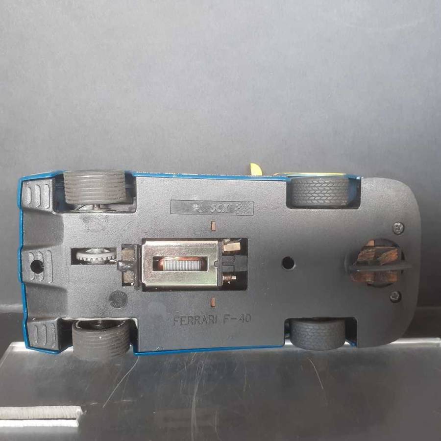 SCX Ferrari F40 Igol