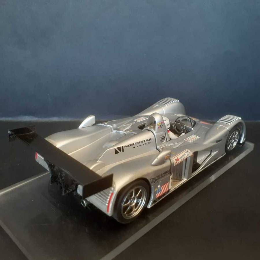 Scalextric C2258 Cadillac Northstar LMP Le Mans 2000