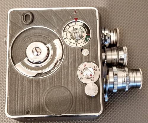 Vintage Nizo Heliomatic 2x8mm Model S2R Cine Camera West Germany in working condition