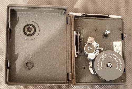 Vintage Nizo Heliomatic 2x8mm Model S2R Cine Camera West Germany in working condition
