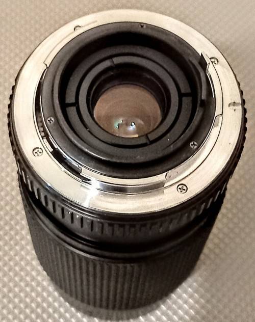 Super Paragon PMC II Auto Tele Zoom Lens. 1:4.5 / 75-200mm. Pentax K Mount