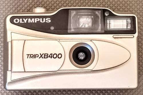 Olympus Trip XB400 Film Camera 35mm. In working condition