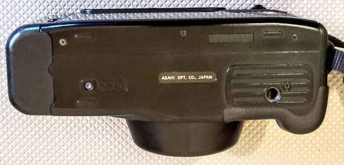 Pentax Zoom 90 AF 35mm Film Camera. In good working condition