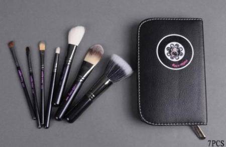 New! 7pcs Hello Kitty Makeup Brush Set Kit and Black "M.A.C" Faux Leather Case