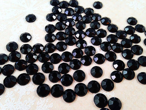 100 PCS 1.5 MM ROUND RHINESTONE FLAT BACK EMBELLISHMENTS FOR NAIL ARTS & CRAFTS - BLACK