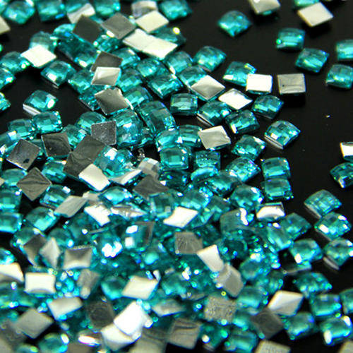 100PCS 2 * 2MM SQUARE RHINESTONES FOR NAIL ART & CRAFTS - AQUA