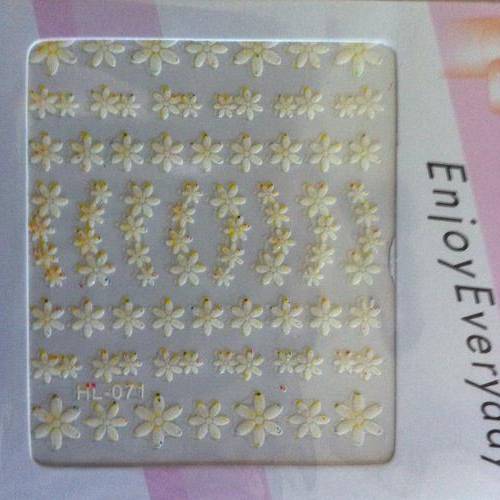 NAIL ART