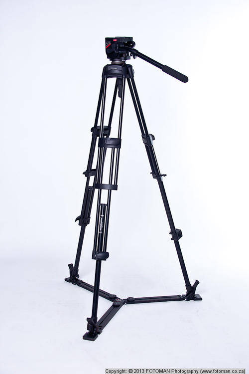 Manfrotto MV525 Video Tri-Pod with Manfrotto 503 Head in Original Carry Bag.