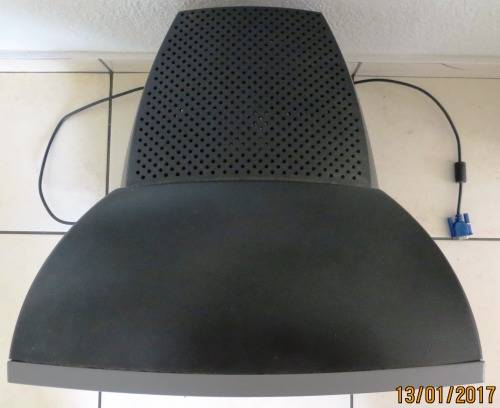 Mecer 17" SVGA CRT Monitor