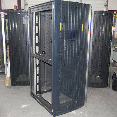 HP 42U Server Rack