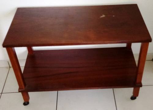 TV Trolley - l=80cm x w=40cm x h=55cm