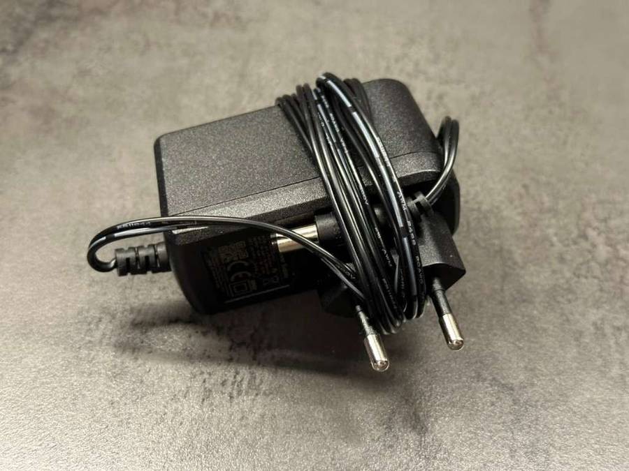 Unlocked ZTE 5G MC888 Wifi router wifi 6 3.8gbps (All networks)