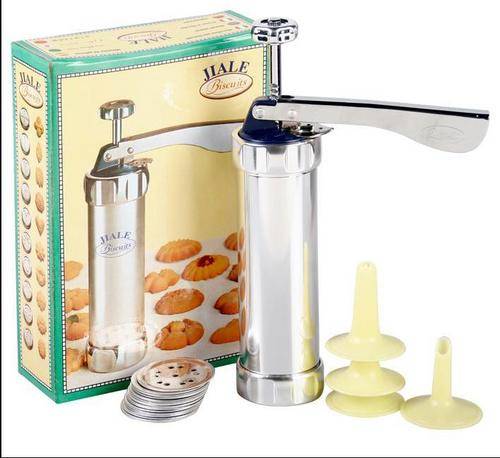 Cookie Maker Set - with 20 Disc Shape Cutters !