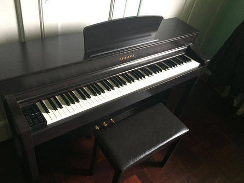Yamaha CLP-535