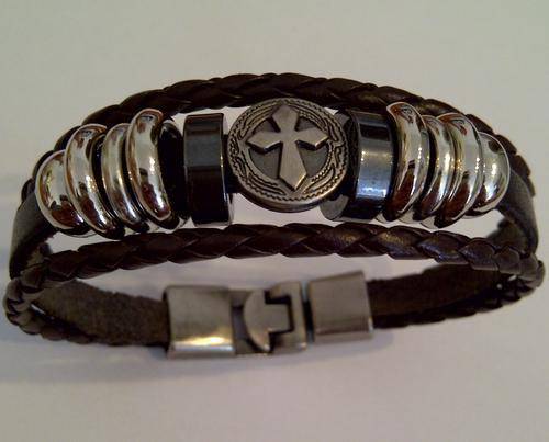 **LEATHER CHARM BRACELET**ONLY 2 AVAILABLE**SEE PICTURES**BEAUTIFUL**