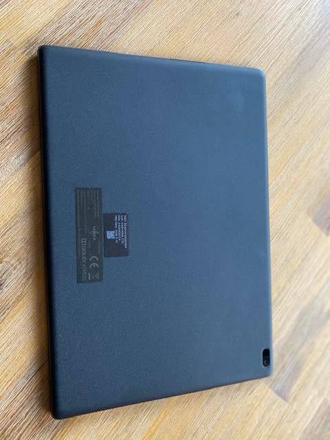 Lenovo Tab4 TB-X304 10.1` LTE + Wi-Fi Tablet