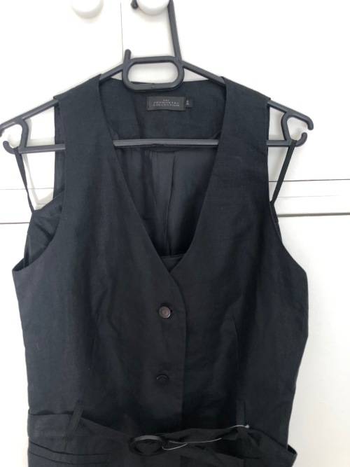 100% Linen Suit size 34 / Black (skirt & waistcoat)