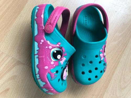 Girls' Crocs size 9