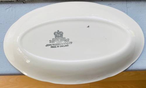 John Maddock & Sons Ltd rare "Sunchow" Ivory Ware plate measuring 210 mm x 125 mm