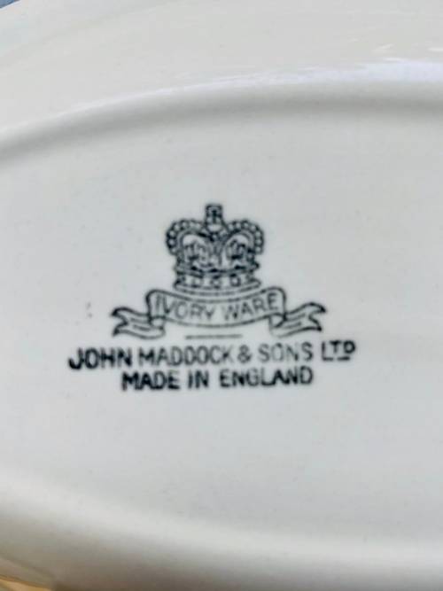 John Maddock & Sons Ltd rare "Sunchow" Ivory Ware plate measuring 210 mm x 125 mm