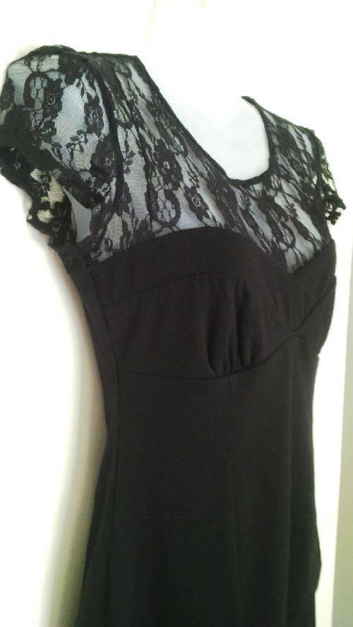 Black Top with Lace detail by News Size 10