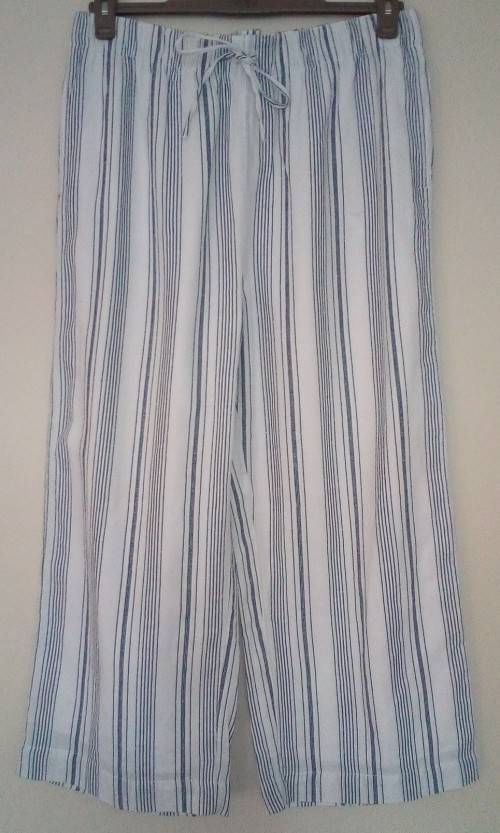 White and Blue Striped Palazzo Pants by Cherokee Size Large