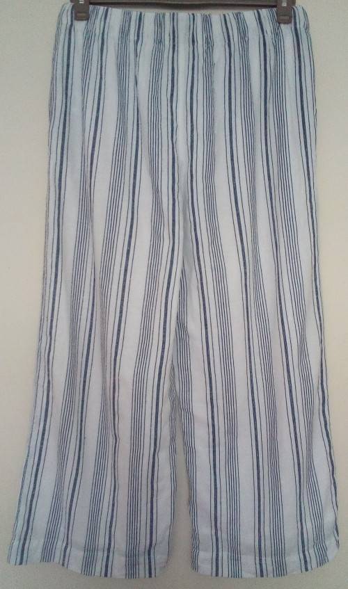 White and Blue Striped Palazzo Pants by Cherokee Size Large