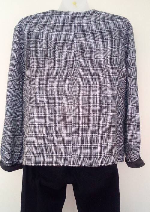 Black and White Light weight Tweed Jacket by David Saunders Size 16