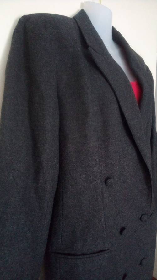 Lovely Warm Grey Wool Mix Skirt Suit Size 12