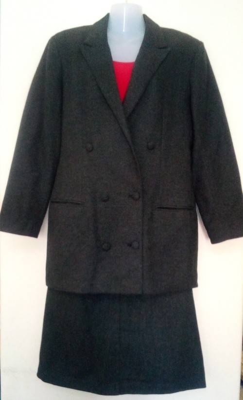 Lovely Warm Grey Wool Mix Skirt Suit Size 12