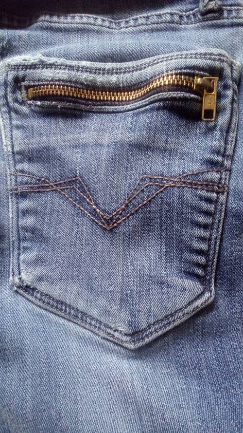 Mens Guess Jeans, Slim Straight,  Size 31- 32