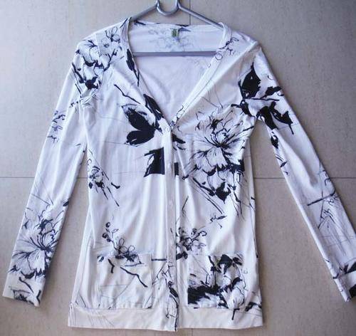 Sale YDE ladies Cotton cardigan longer length excellent condition size small black floral print