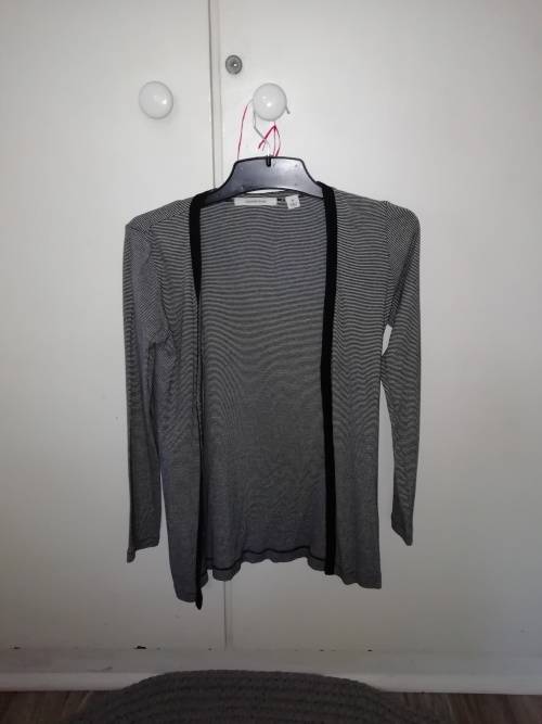 Ladies Country Road Black and White stripe cardigan size small