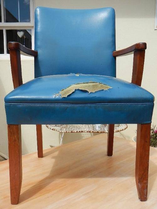 Blue state / government chair. Cape Town area delivery & collections only. Please read shipping.