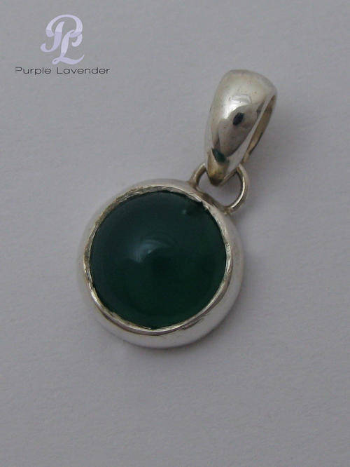 Solid Sterling Silver Handmade Pendant _ Green Agate
