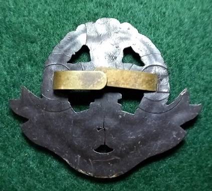 WW2 Middlesex Regiment Plastic Economy Cap Badge