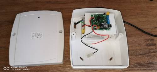 Sherlotronics Battery Backup Power Supply 3.2AMP with Brand New Securi-Prod Battery 12V 7.2 AH