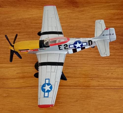 WW2 P51 Mustang diecast collectible plane set