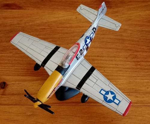 WW2 P51 Mustang diecast collectible plane set