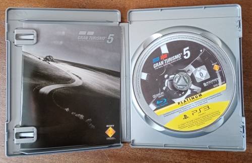 Gran Turismo 5 PS3 (Like new)