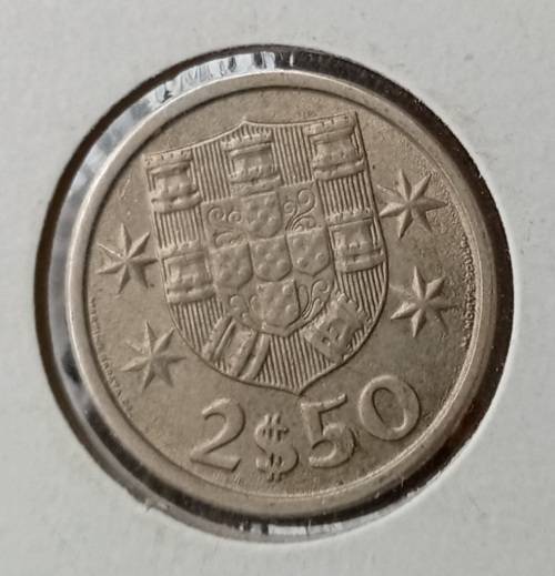 1965 Portugal uncirculated 2 1/2 Escudos