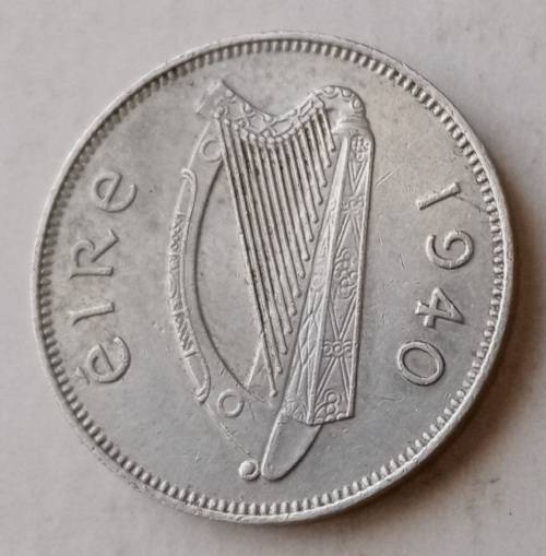 Excellent 1940 Ireland sixpence