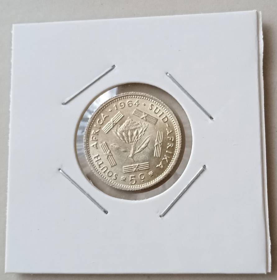 Uncirculated 1964 van Riebeeck silver 5c.